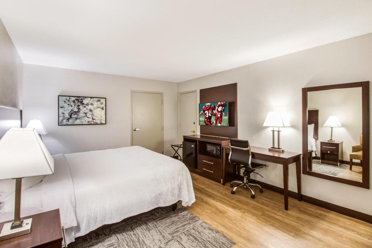 Red Roof Inn Plus+ Dallas - Addison Exterior foto
