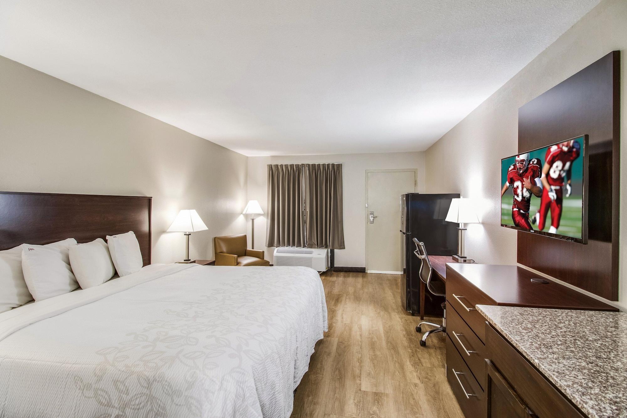 Red Roof Inn Plus+ Dallas - Addison Exterior foto